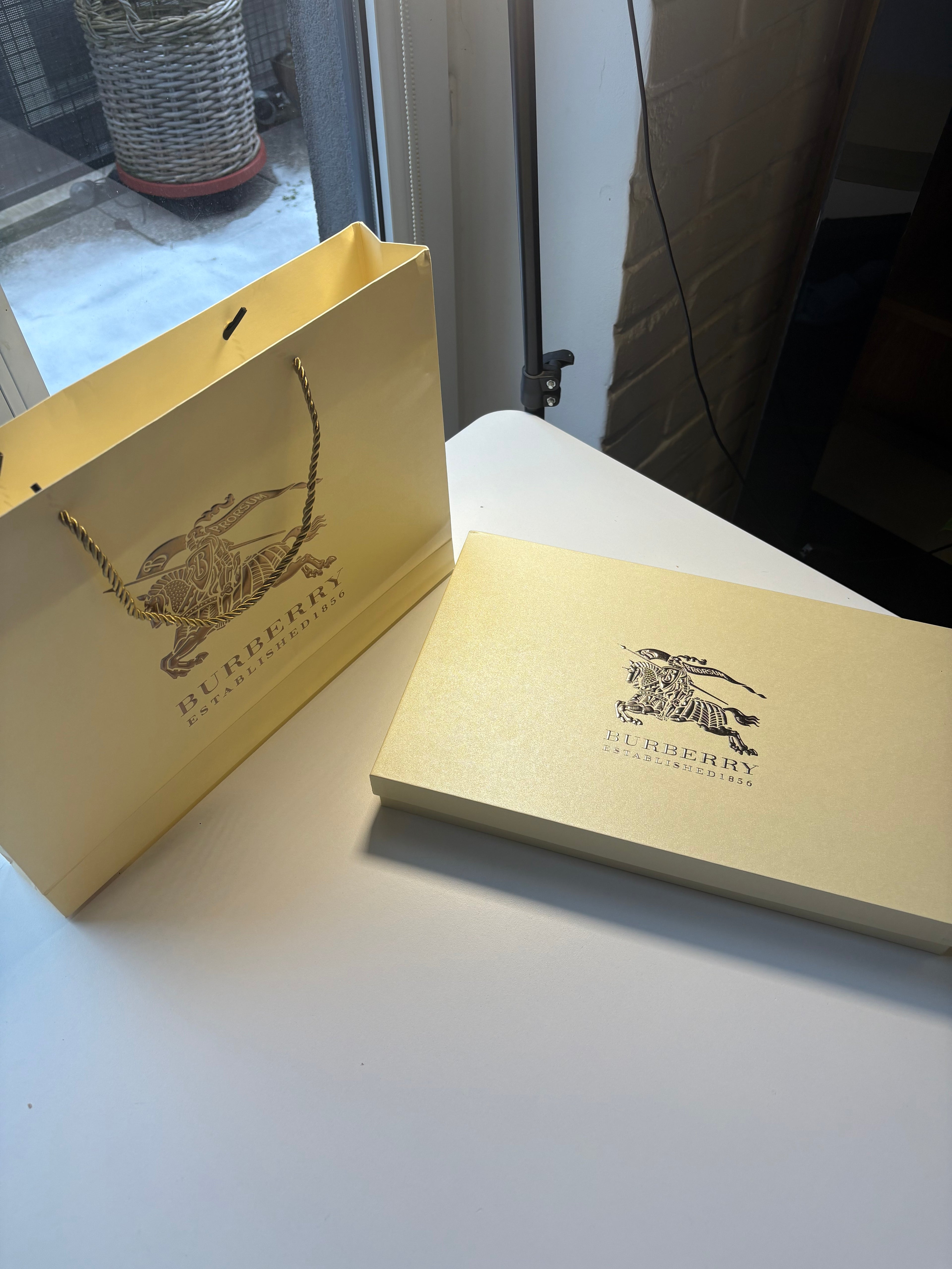 Szalik Burberry + potwierdzenie