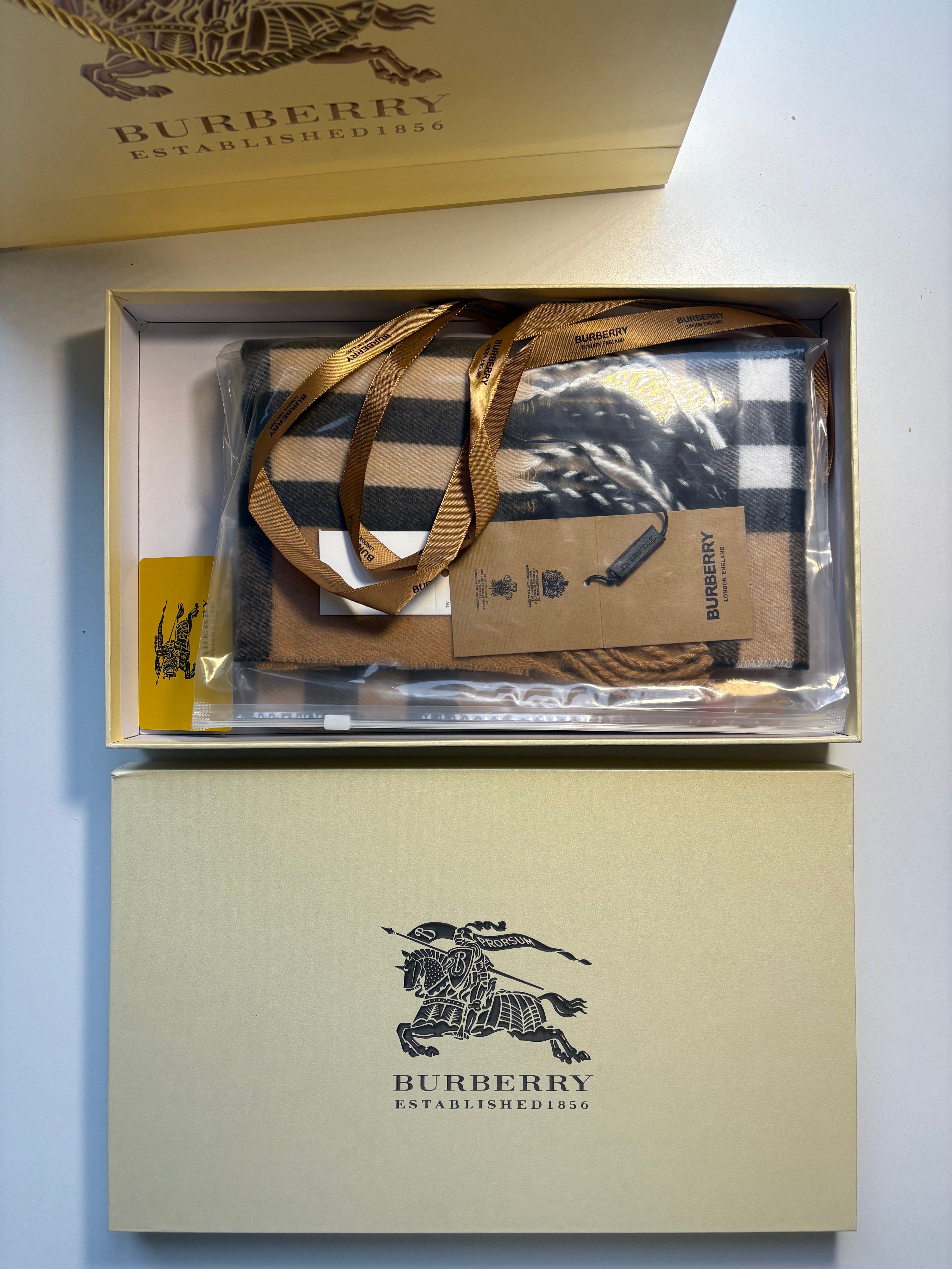 Szalik Burberry + potwierdzenie